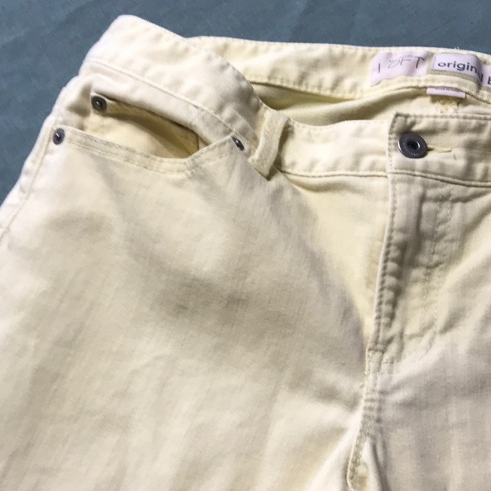 Loft~~Cut Offs~~Over the Knee~Nice ๐ - Picture 2 of 6